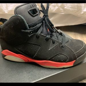 Kids Jordan’s size 2